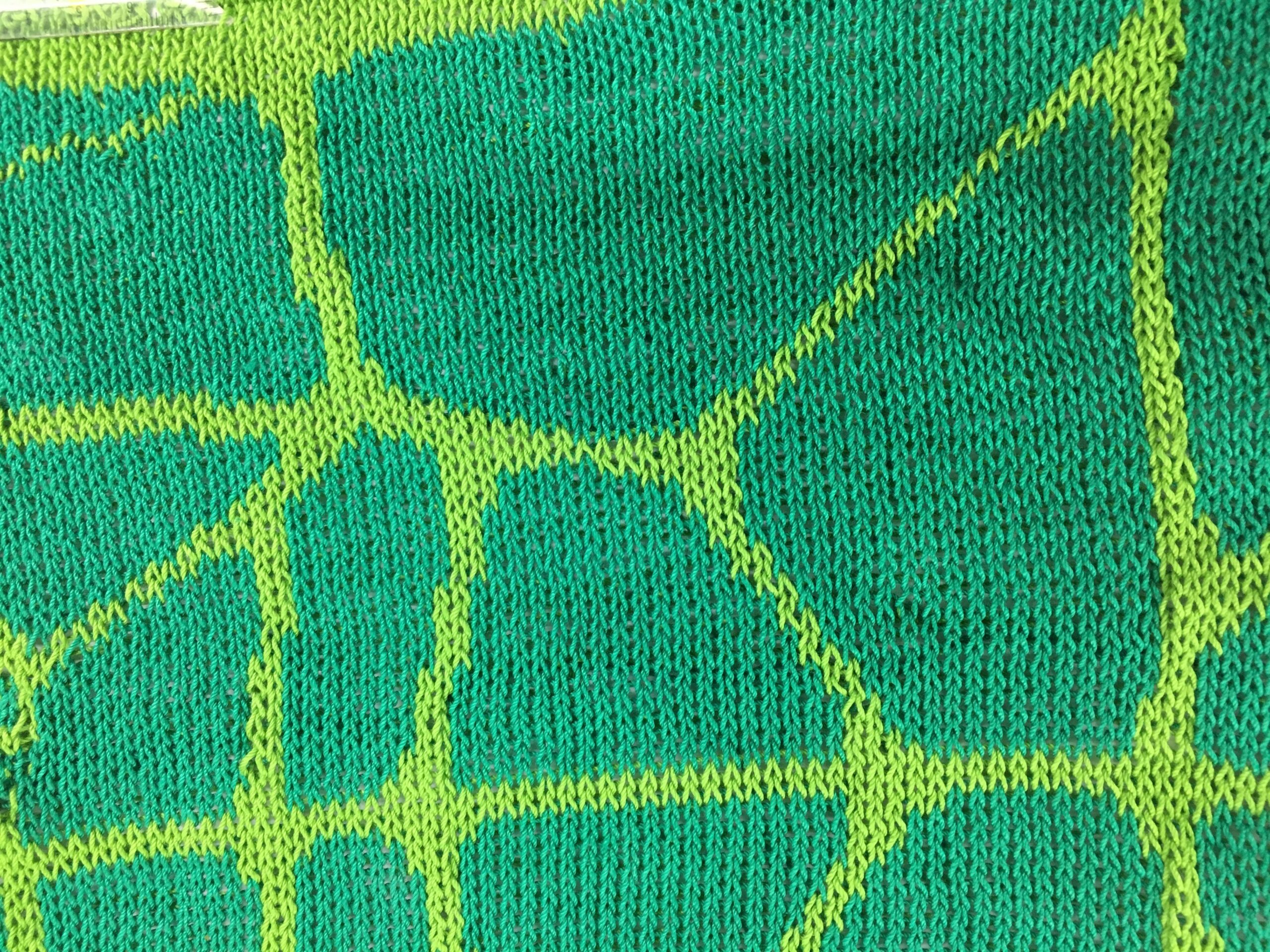 generated voronoi pattern Bother 940 Hacked knitting machine