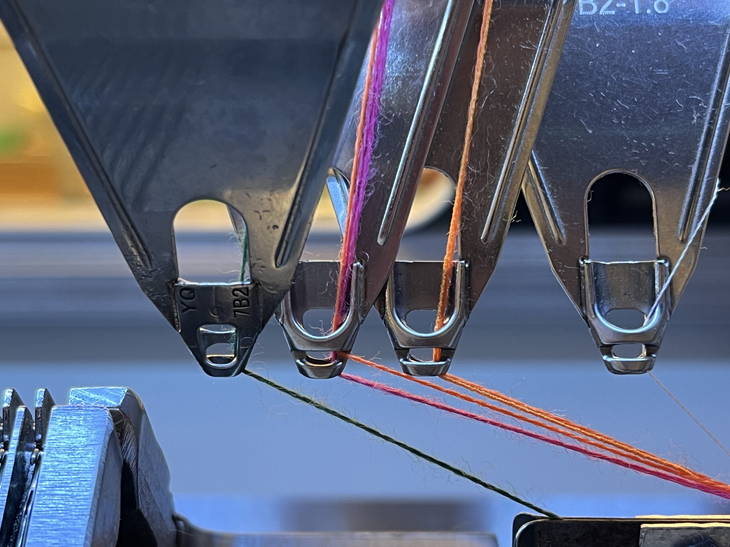 Kniterate Machine Knitting: Mütze stricken